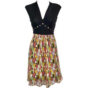 S Sangria Black V Neck Sleeveless Empire Tie Back Waist Flowy Retro Print Dress